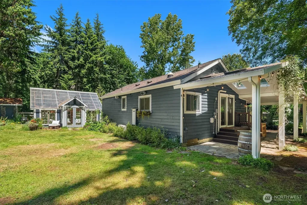 12032 Vashon Highway SW Vashon WA 98070