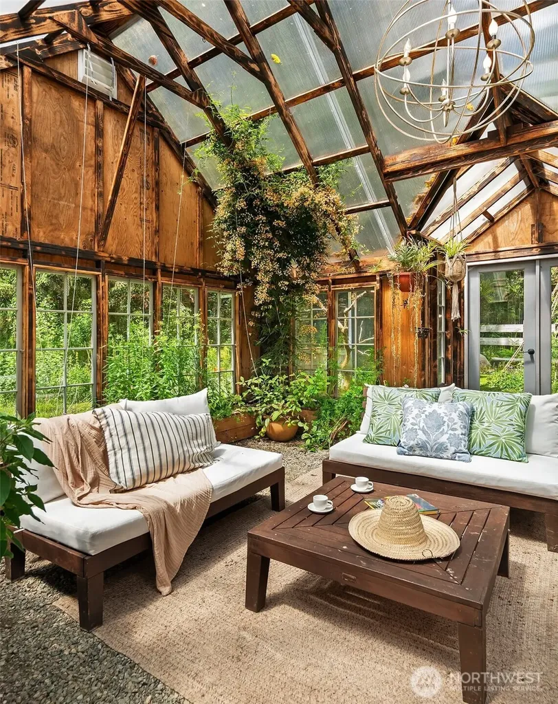 12032 Vashon Highway SW Vashon WA 98070