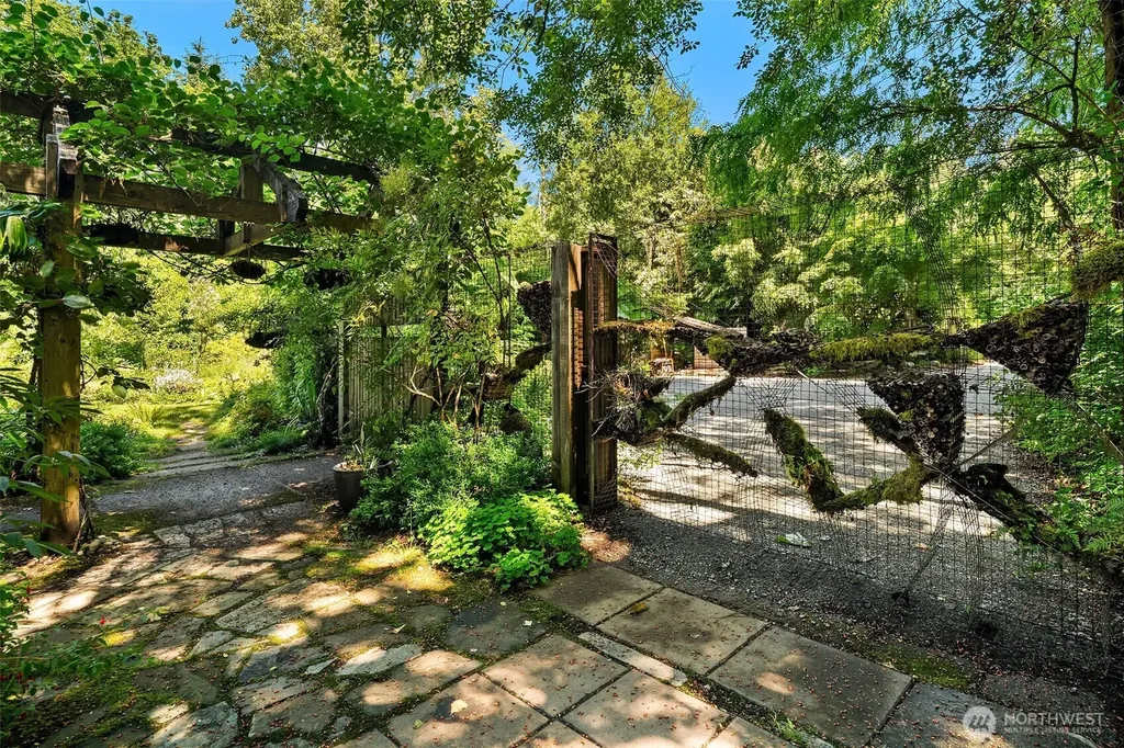 12032 Vashon Highway SW Vashon WA 98070