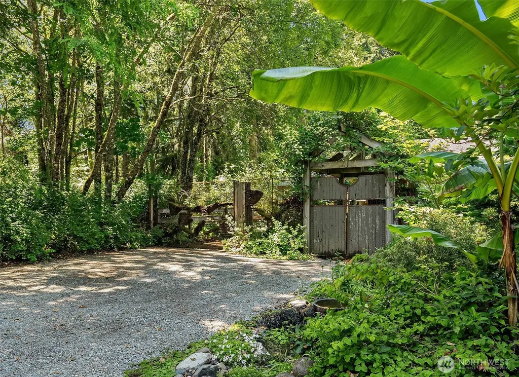 12032 Vashon Highway SW Vashon WA 98070