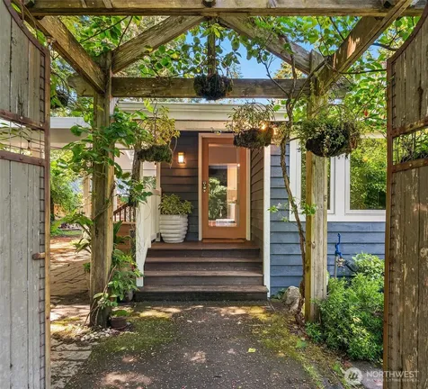 12032 Vashon Highway SW Vashon WA 98070