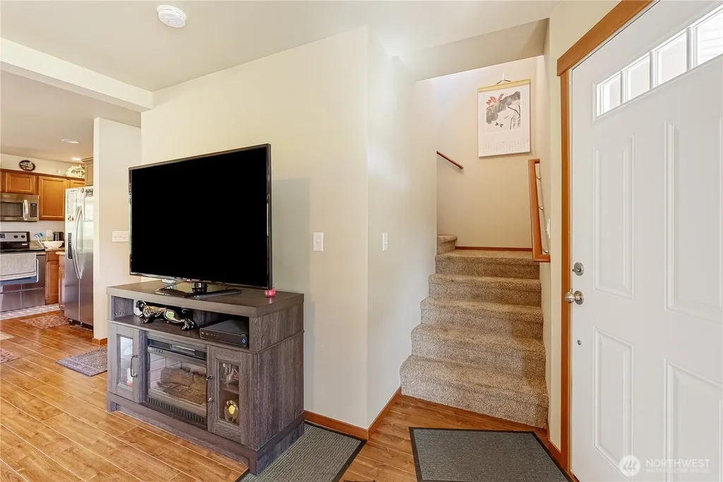 4610 Elmwood Drive Blaine WA 98230