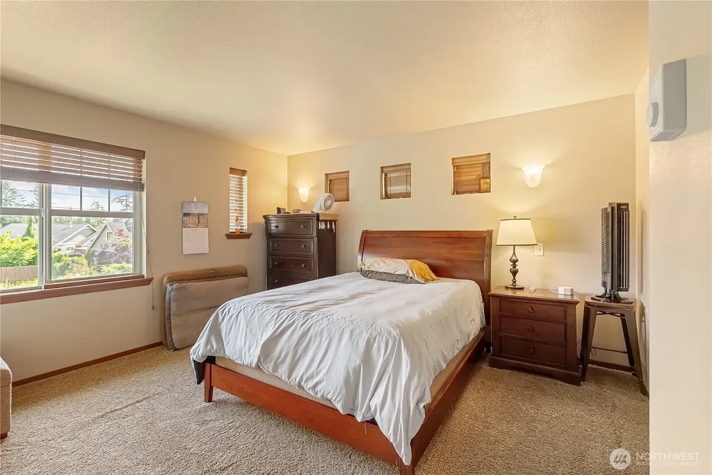 4610 Elmwood Drive Blaine WA 98230
