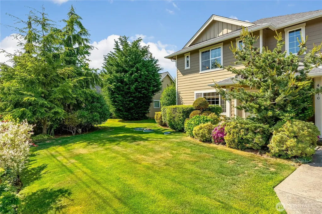 4610 Elmwood Drive Blaine WA 98230