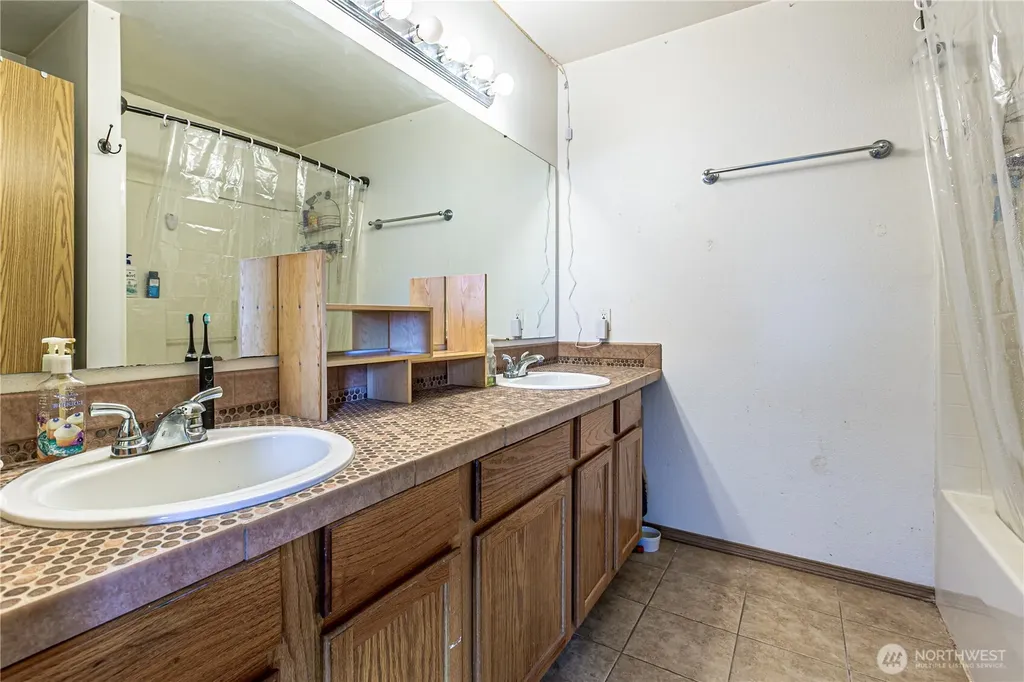 1416 200th Street Ct E Spanaway WA 98387