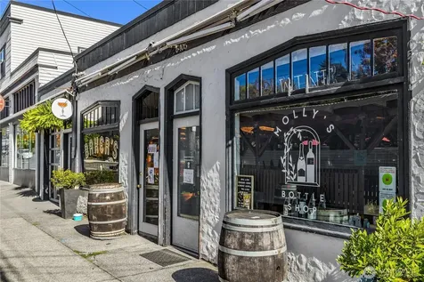 2830 NW 56th Street Seattle WA 98107