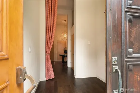1845 16th Avenue Seattle WA 98122