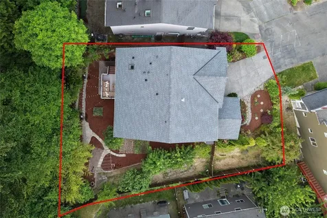 12218 NE 203rd Street Bothell WA 98011