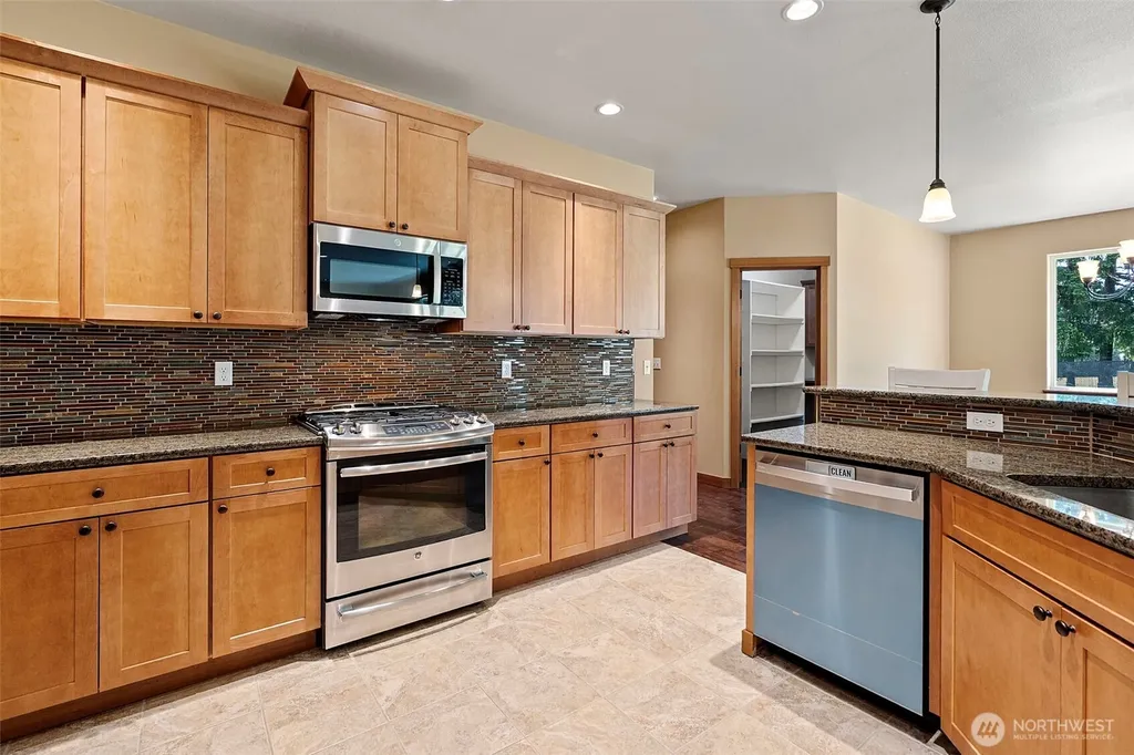 6243 Sunrise Beach Road NW Olympia WA 98502