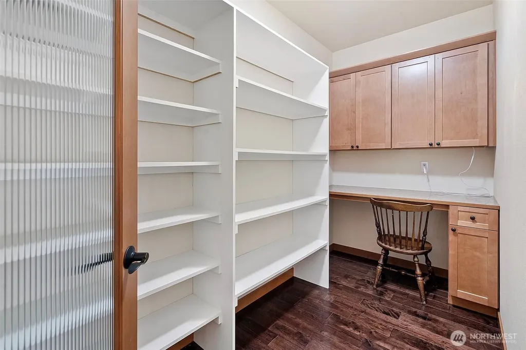 6243 Sunrise Beach Road NW Olympia WA 98502