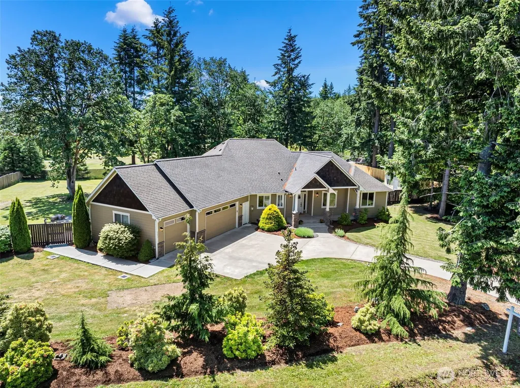 6243 Sunrise Beach Road NW Olympia WA 98502