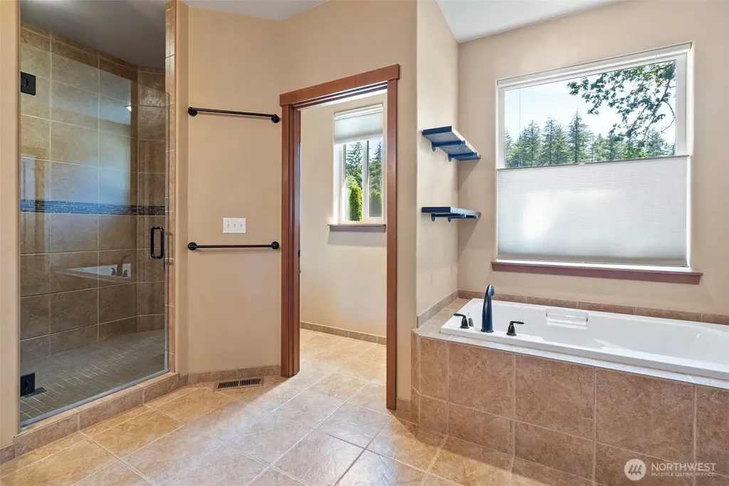 6243 Sunrise Beach Road NW Olympia WA 98502