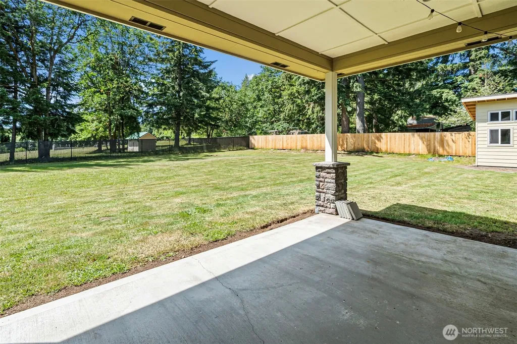 6243 Sunrise Beach Road NW Olympia WA 98502
