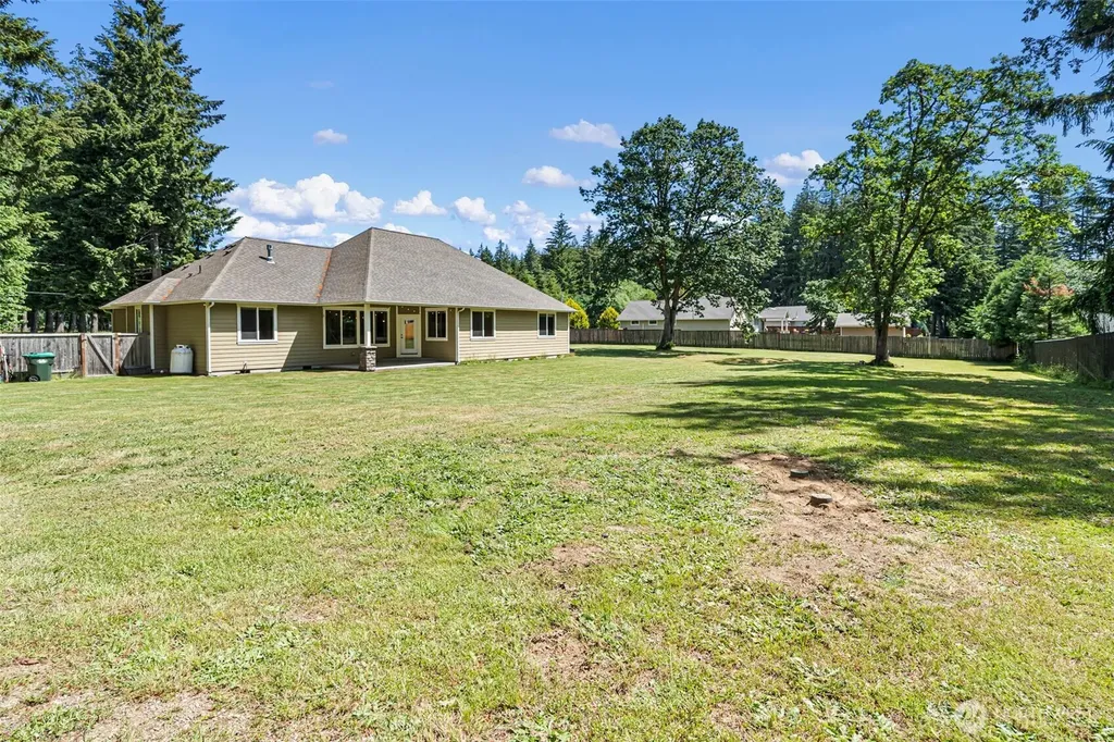 6243 Sunrise Beach Road NW Olympia WA 98502