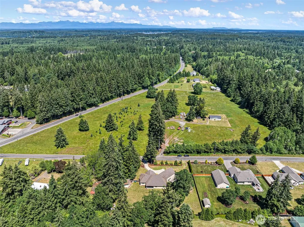 6243 Sunrise Beach Road NW Olympia WA 98502