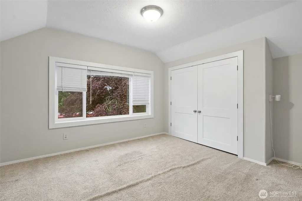 918 Maple Street Everett WA 98201