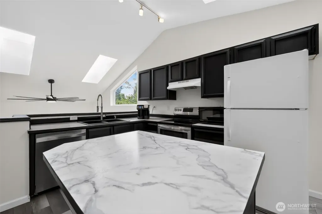 2636 NE Coventry Place Bremerton WA 98311