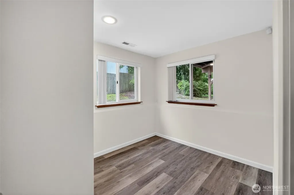 2636 NE Coventry Place Bremerton WA 98311