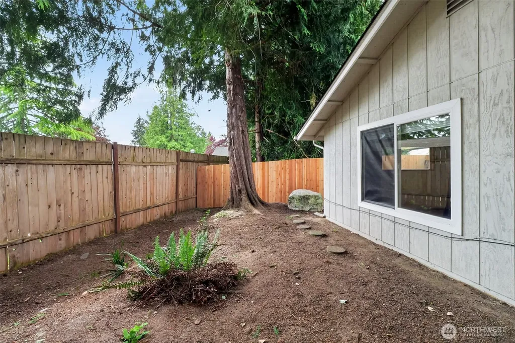 2636 NE Coventry Place Bremerton WA 98311