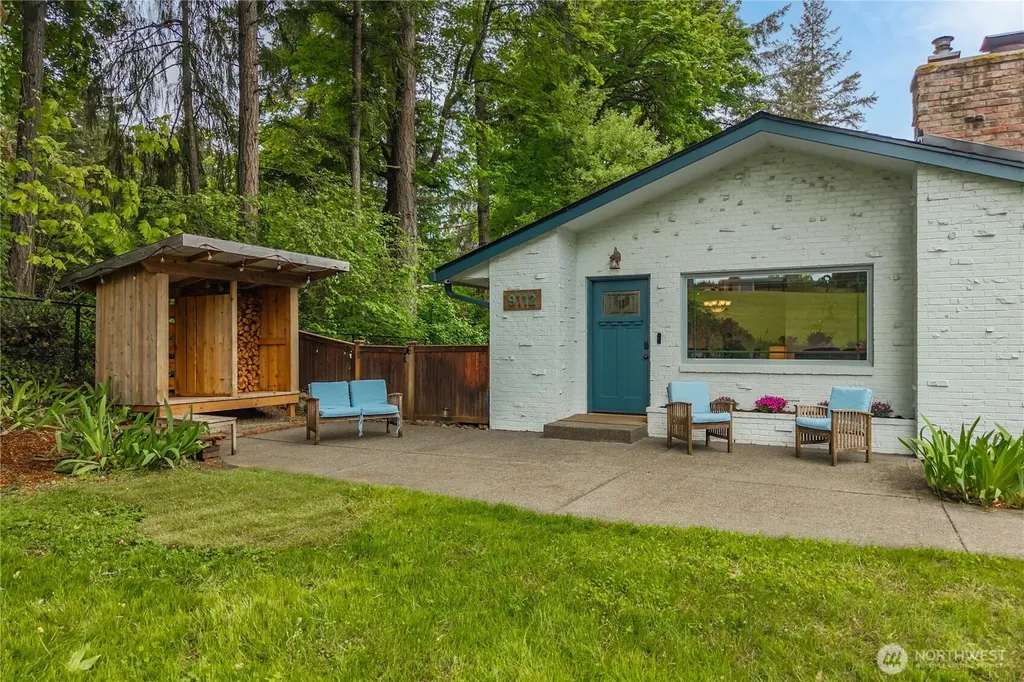 9112 82nd Avenue NW Gig Harbor WA 98332