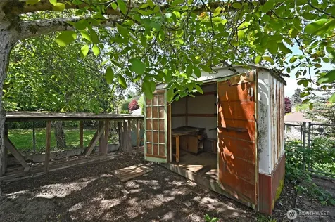 8145 16th Avenue SW Seattle WA 98106