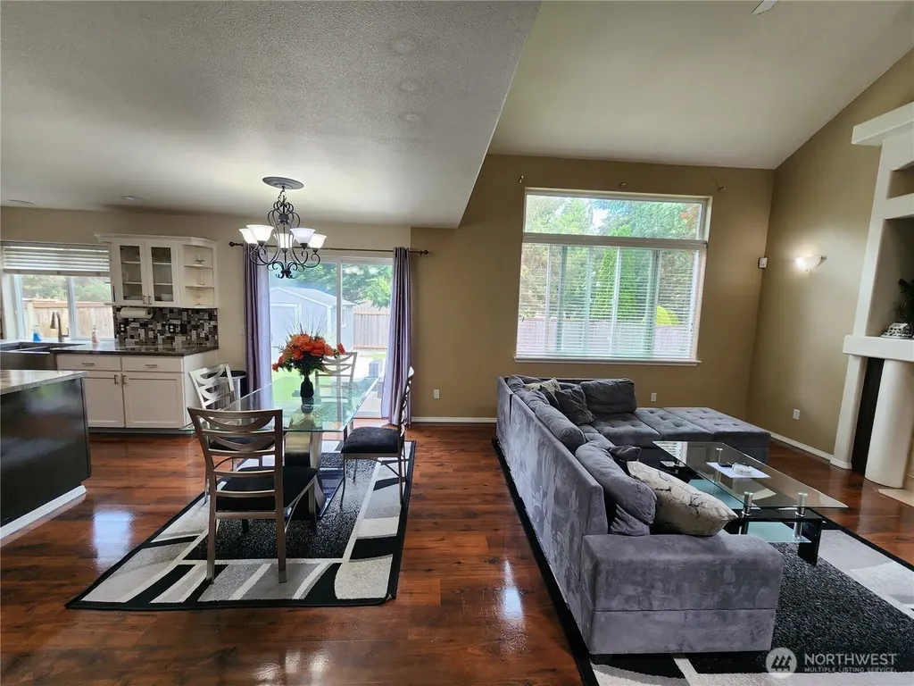3021 70th Way SW Tumwater WA 98512