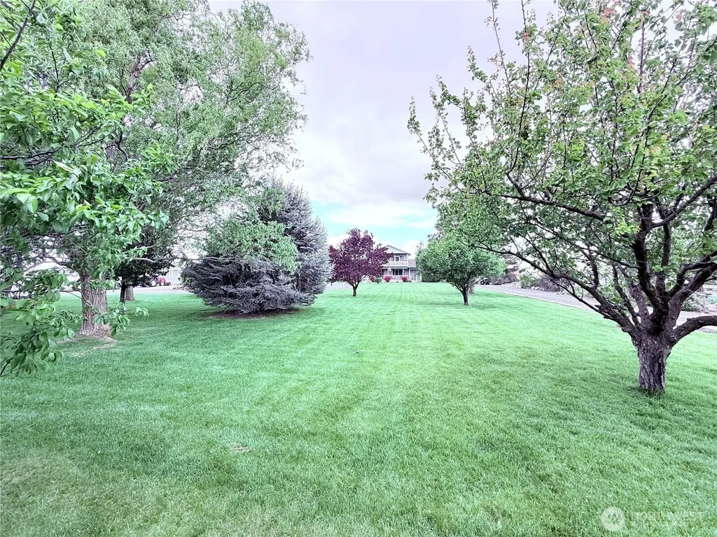 7890 Stonecrest Road NE Moses Lake WA 98837