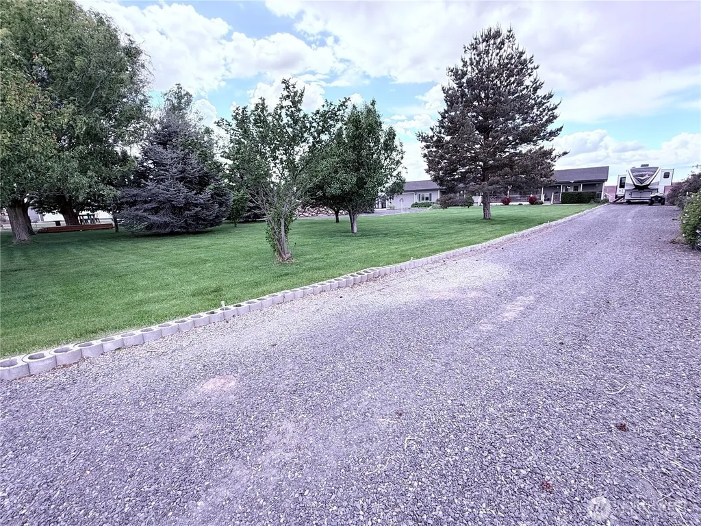 7890 Stonecrest Road NE Moses Lake WA 98837