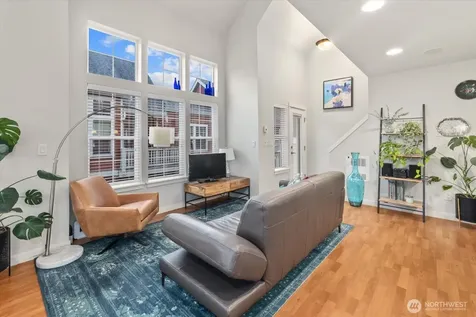 5912 31st Avenue SW Seattle WA 98126