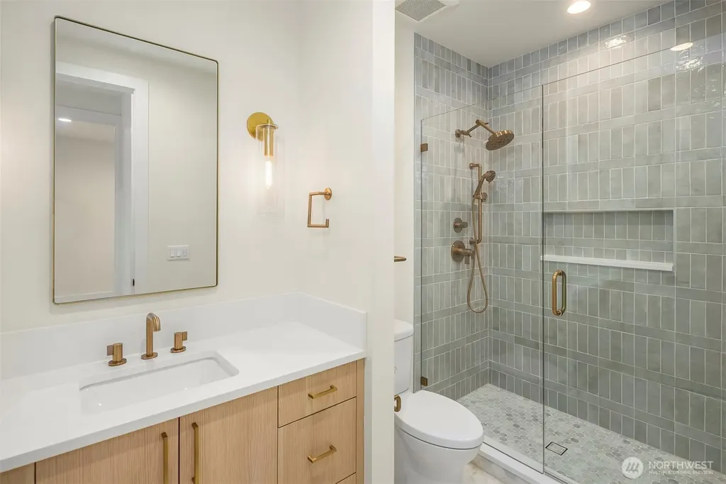 11327 113th Place NE Kirkland WA 98033