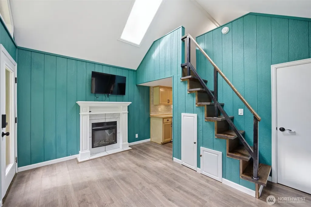 2139 H St Road Blaine WA 98230
