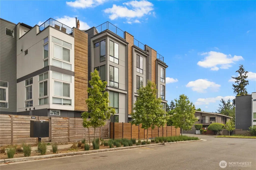 12002 31st Avenue NE Seattle WA 98125