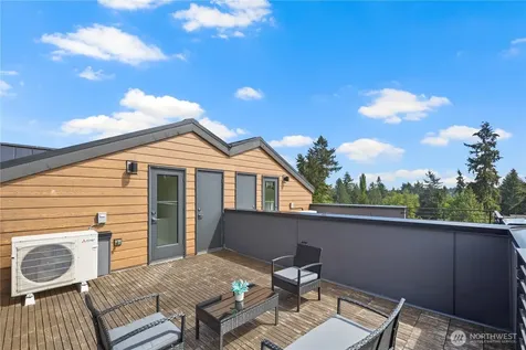 12002 31st Avenue NE Seattle WA 98125