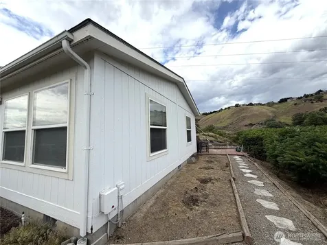 1634 Sunset Drive Wenatchee WA 98801