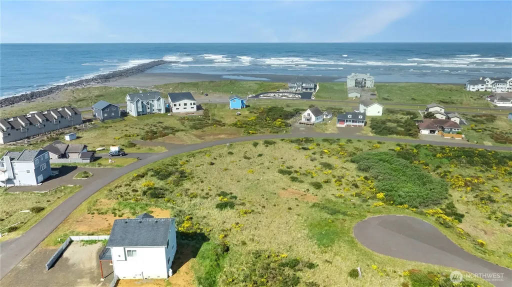 471 Hilo Court Ocean Shores WA 98569