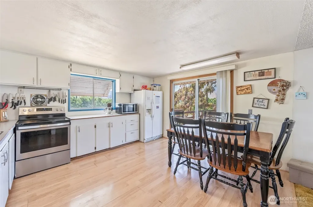 21 SW 31 Street East Wenatchee WA 98802