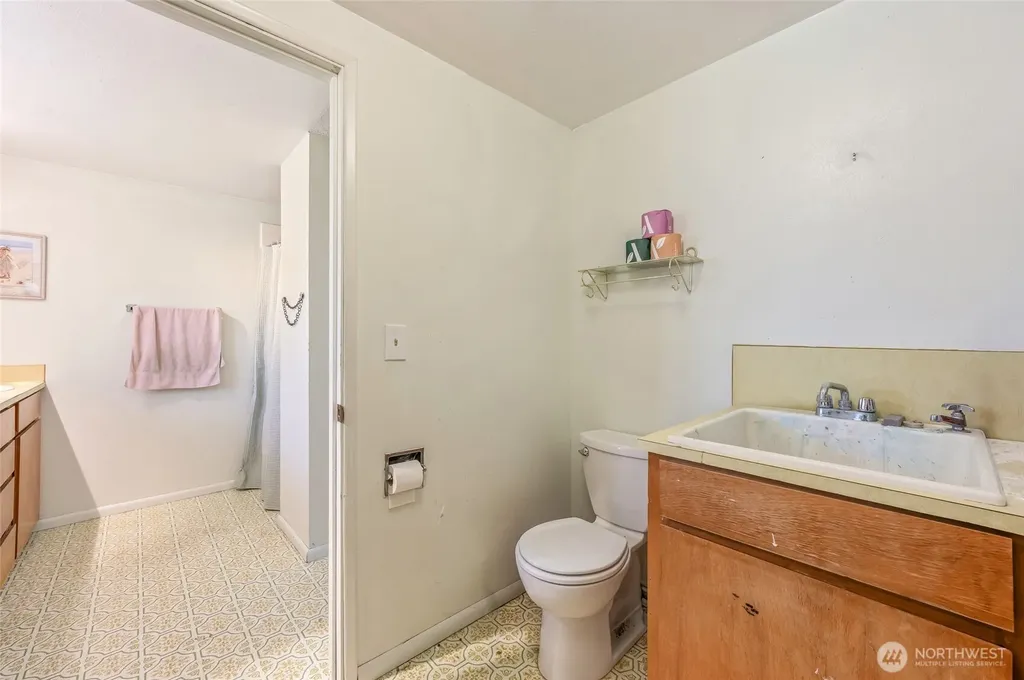 21 SW 31 Street East Wenatchee WA 98802
