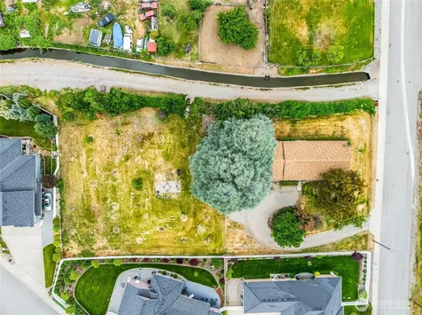 21 SW 31 Street East Wenatchee WA 98802
