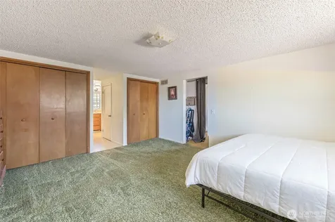 21 SW 31 Street East Wenatchee WA 98802