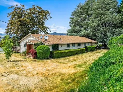 21 SW 31 Street East Wenatchee WA 98802