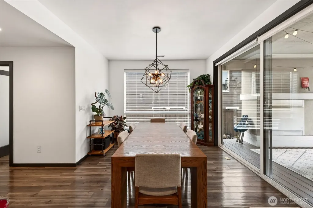5530 Douglas Avenue SE Auburn WA 98093