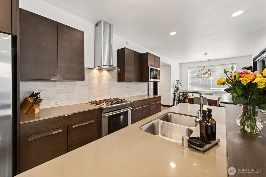 5530 Douglas Avenue SE Auburn WA 98093
