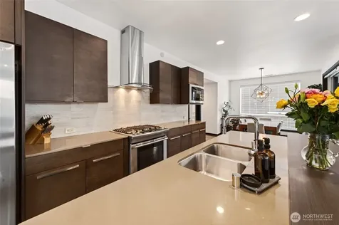 5530 Douglas Avenue SE Auburn WA 98093