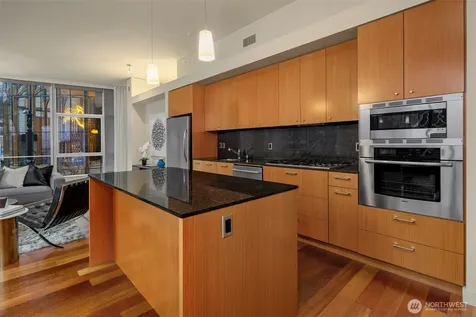 909 5th Avenue Seattle WA 98164