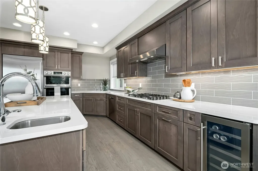 1006 4th Street W Kirkland WA 98033