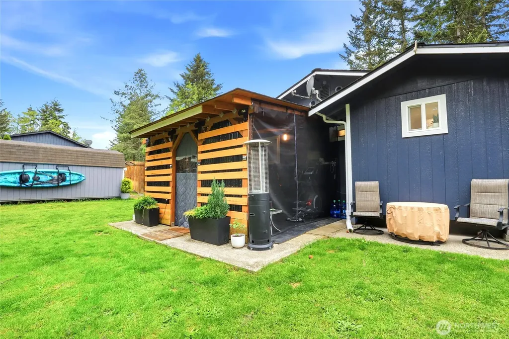 6875 E Fillmore Street Port Orchard WA 98366