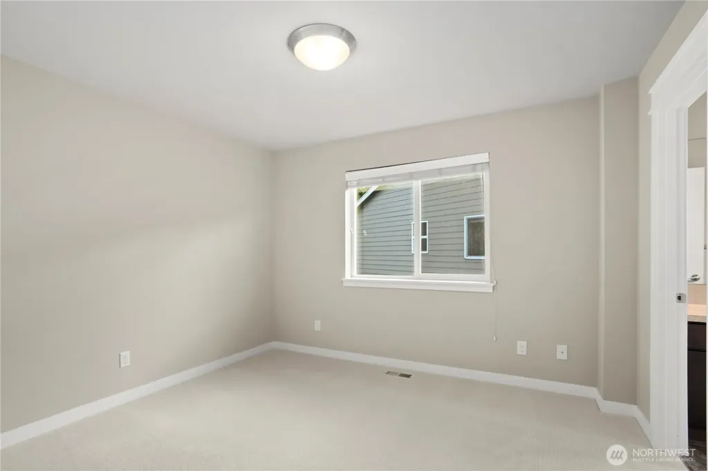 20714 1st Avenue W Lynnwood WA 98036