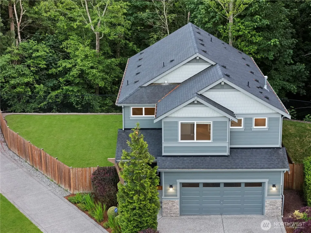 20714 1st Avenue W Lynnwood WA 98036