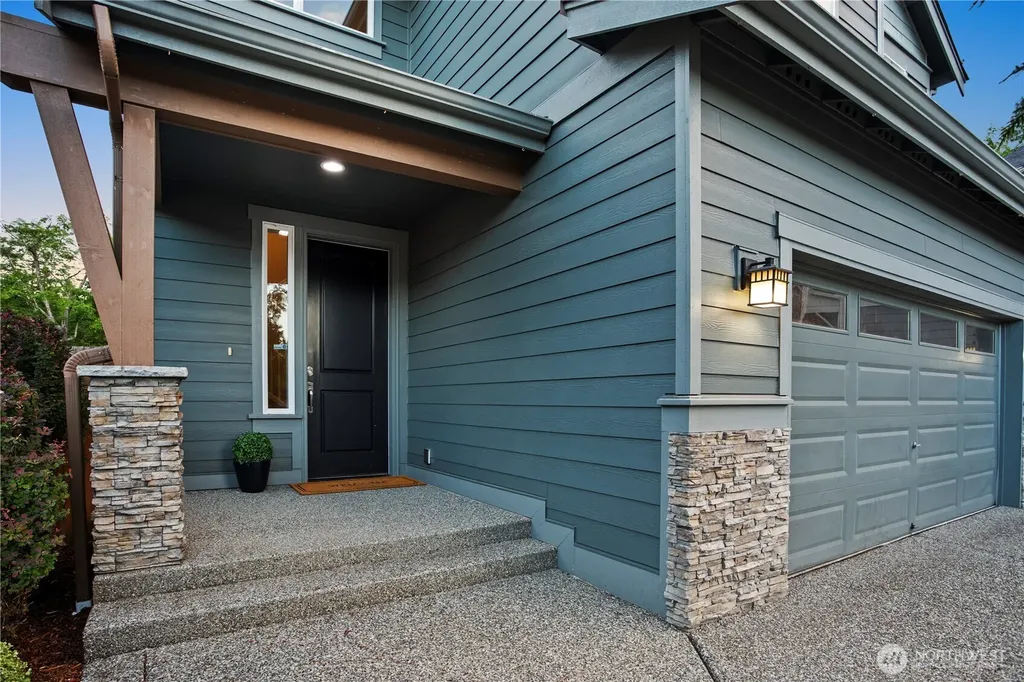 20714 1st Avenue W Lynnwood WA 98036