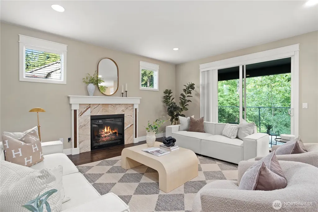 20714 1st Avenue W Lynnwood WA 98036